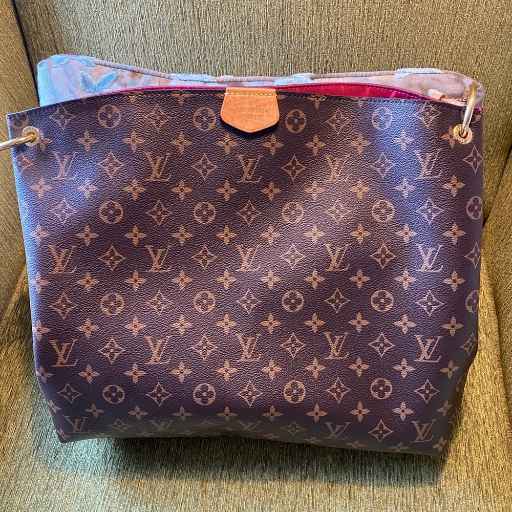 💯 authentic LV Graceful MM.